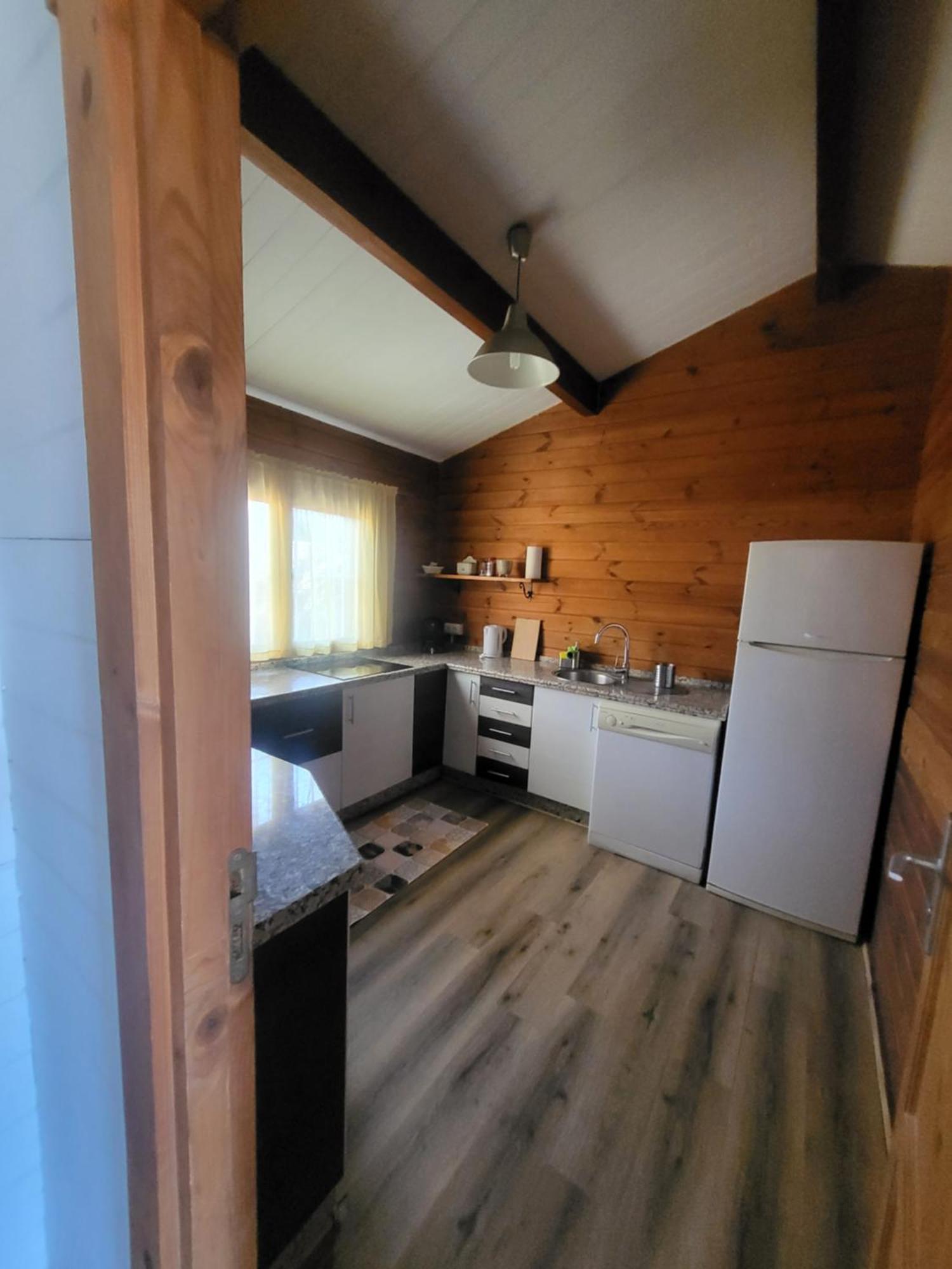 Casa Madera Urbanizacion Socorro Villa เซบีญา ภายนอก รูปภาพ