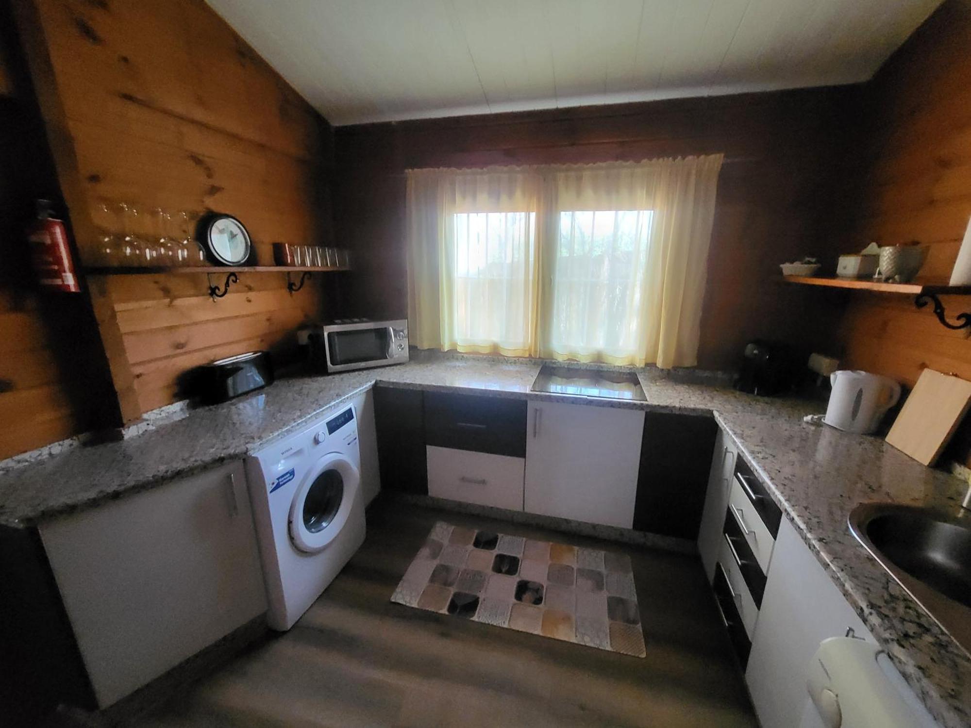 Casa Madera Urbanizacion Socorro Villa เซบีญา ภายนอก รูปภาพ